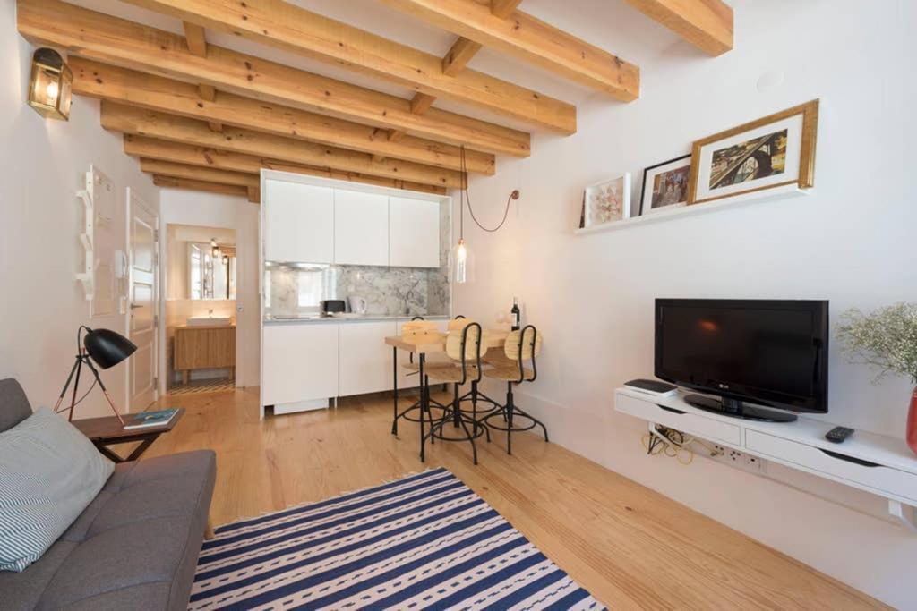 Pinporto Downtown Apartment ภายนอก รูปภาพ